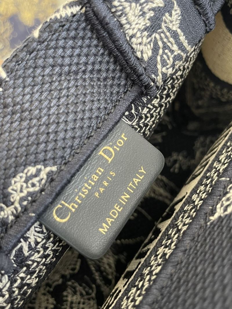 Christian Dior Shopping Bags